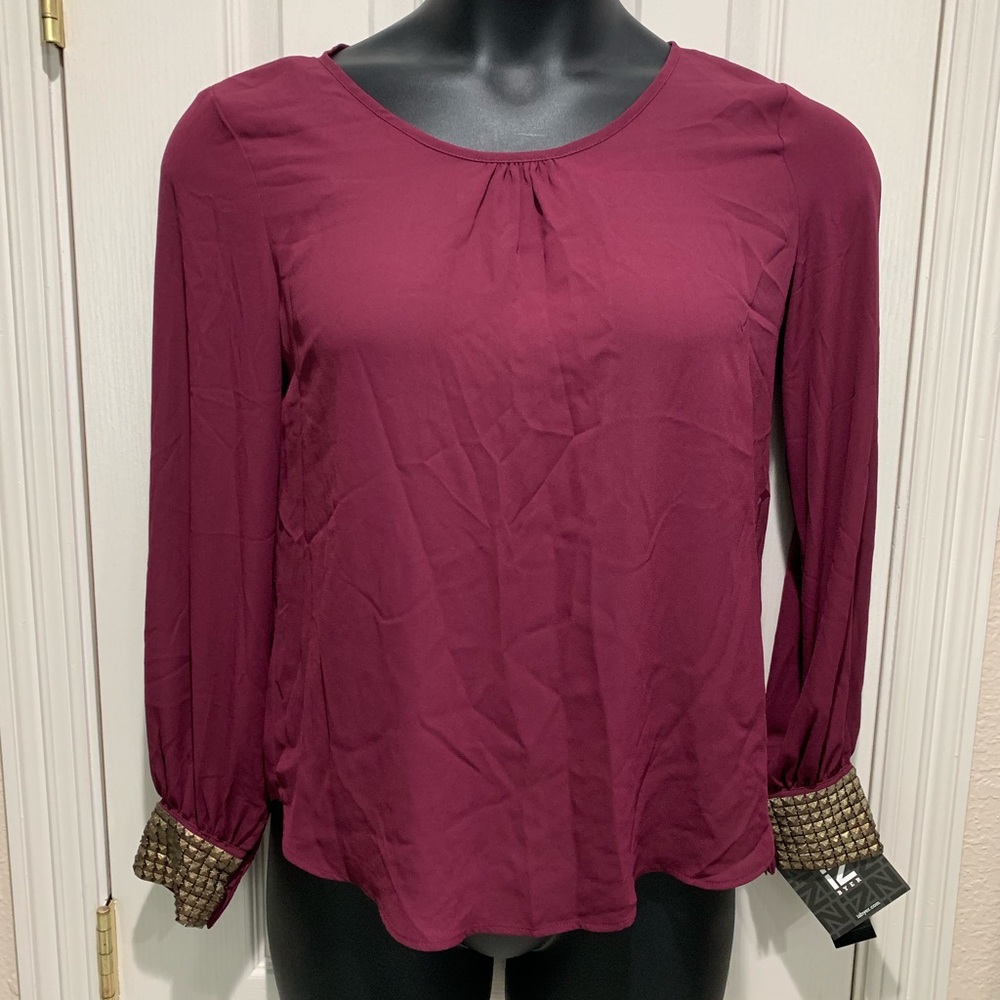 New iZ Byer dressy blouse